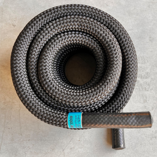 Тренировочный канат AEROBIS Battle Rope V2, длина 15 м, диаметр 30 мм, вес 8 кг, черный