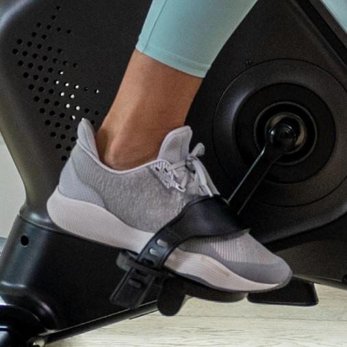 Велотренажер Schwinn 590U с вертикальной посадкой Велотренажер Schwinn 590U с вертикальной посадкой